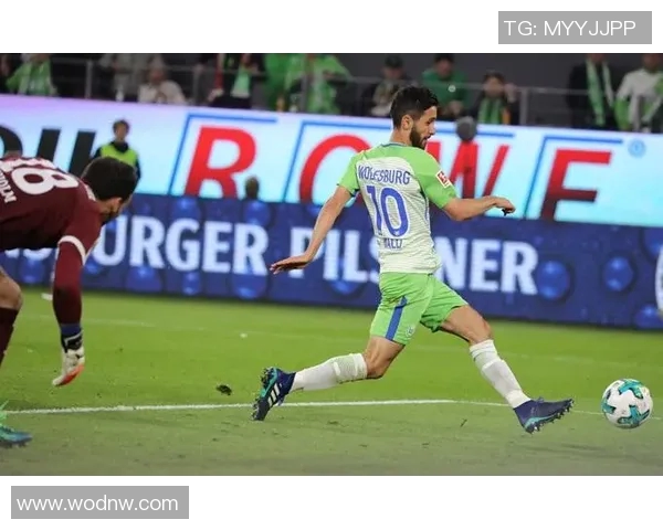 沃尔夫斯堡逆转柏林赫塔，保持德甲领先优势